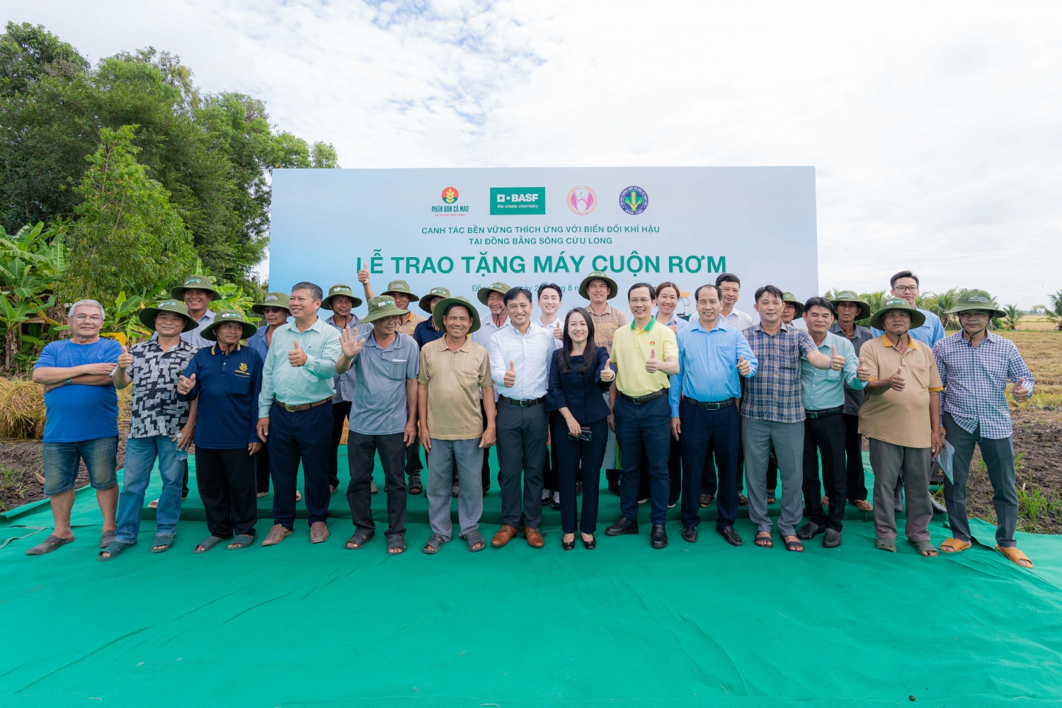 Phân bón Cà Mau mở lối canh tác lúa thích ứng biến đổi khí hậu Phân bón Cà Mau mở lối canh tác lúa thích ứng biến đổi khí hậu