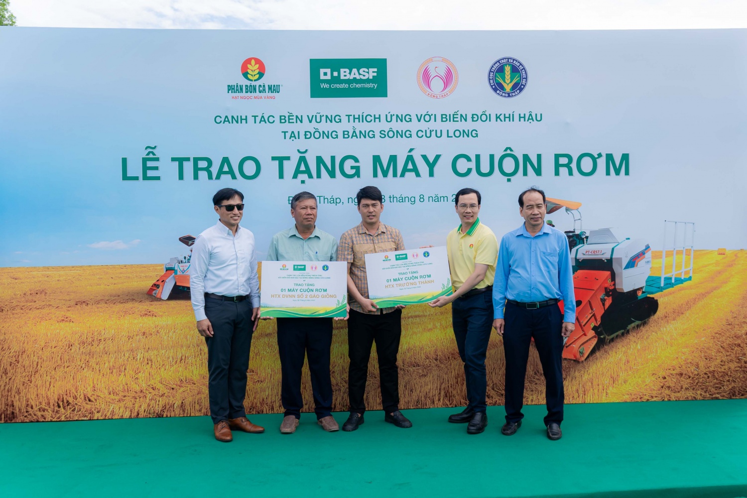 Phân bón Cà Mau mở lối canh tác lúa thích ứng biến đổi khí hậu Phân bón Cà Mau mở lối canh tác lúa thích ứng biến đổi khí hậu
