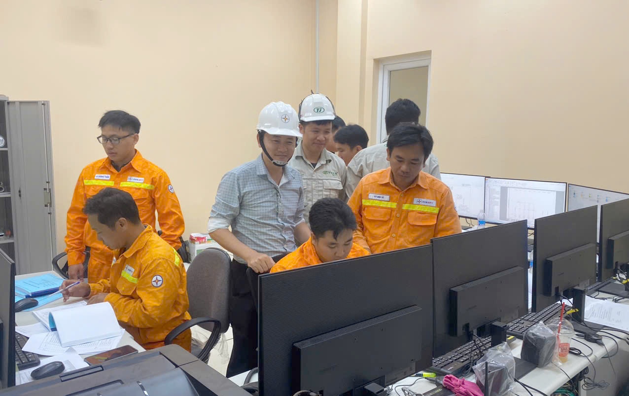 EVNNPT về đích 2 công trình truyền tải điện tại Đồng Nai, góp sức bảo đảm điện chào mừng Quốc khánh EVNNPT về đích 2 công trình truyền tải điện tại Đồng Nai
