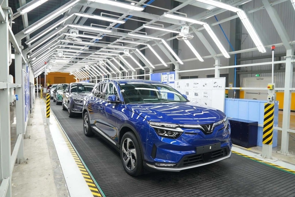 Thị trường xe điện tuần qua: Xe máy pin kép đi gần 200 km/lần sạc “khuấy động” thị trường