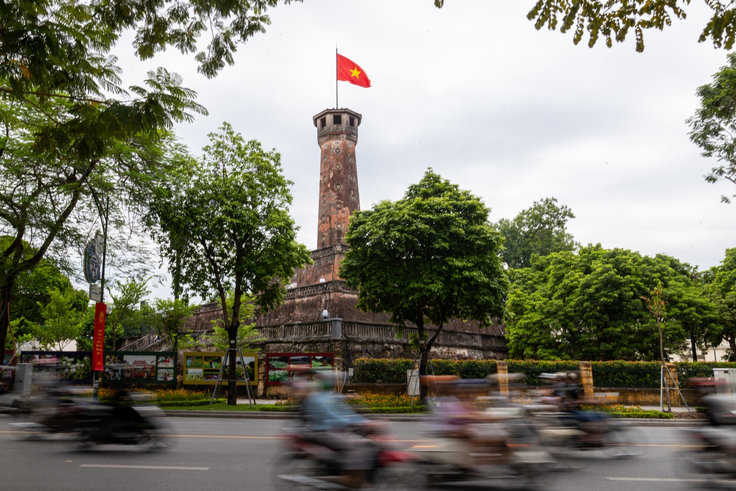 Hà Nội rực rỡ cờ hoa ngày Quốc khánh Hà Nội rực rỡ cờ hoa chào mừng ngày Quốc khánh 2/9