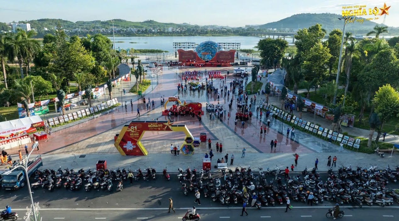 Du lịch Quảng Ngãi bùng nổ dịp nghỉ lễ 2/9, đạt mức tăng trưởng vượt trội Du lịch Quảng Ngãi bùng nổ dịp nghỉ lễ 2/9, đạt mức tăng trưởng vượt trội
