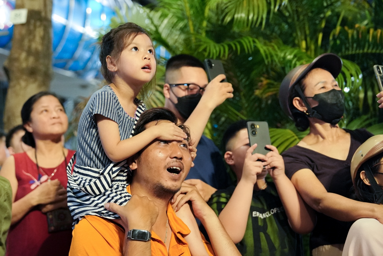 Hà Nội rực sáng trong đêm pháo hoa mừng Quốc khánh