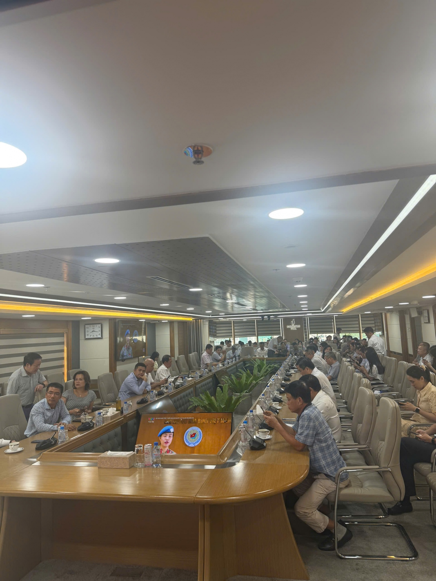 Đảng bộ PETROVIETNAM nghiên cứu, quán triệt các Nghị quyết, Chỉ thị của Bộ Chính trị
