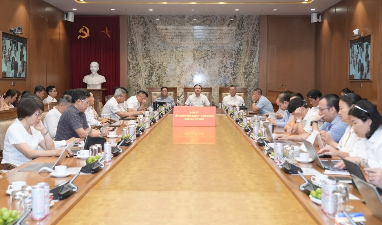 Đảng bộ PETROVIETNAM nghiên cứu, quán triệt các nghị quyết, chỉ thị của Bộ Chính trị