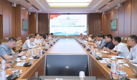 Đảng bộ Bộ máy QL&ĐH PETROVIETNAM sinh hoạt chi bộ với chủ đề “Vững bước tương lai năng lượng quốc gia”