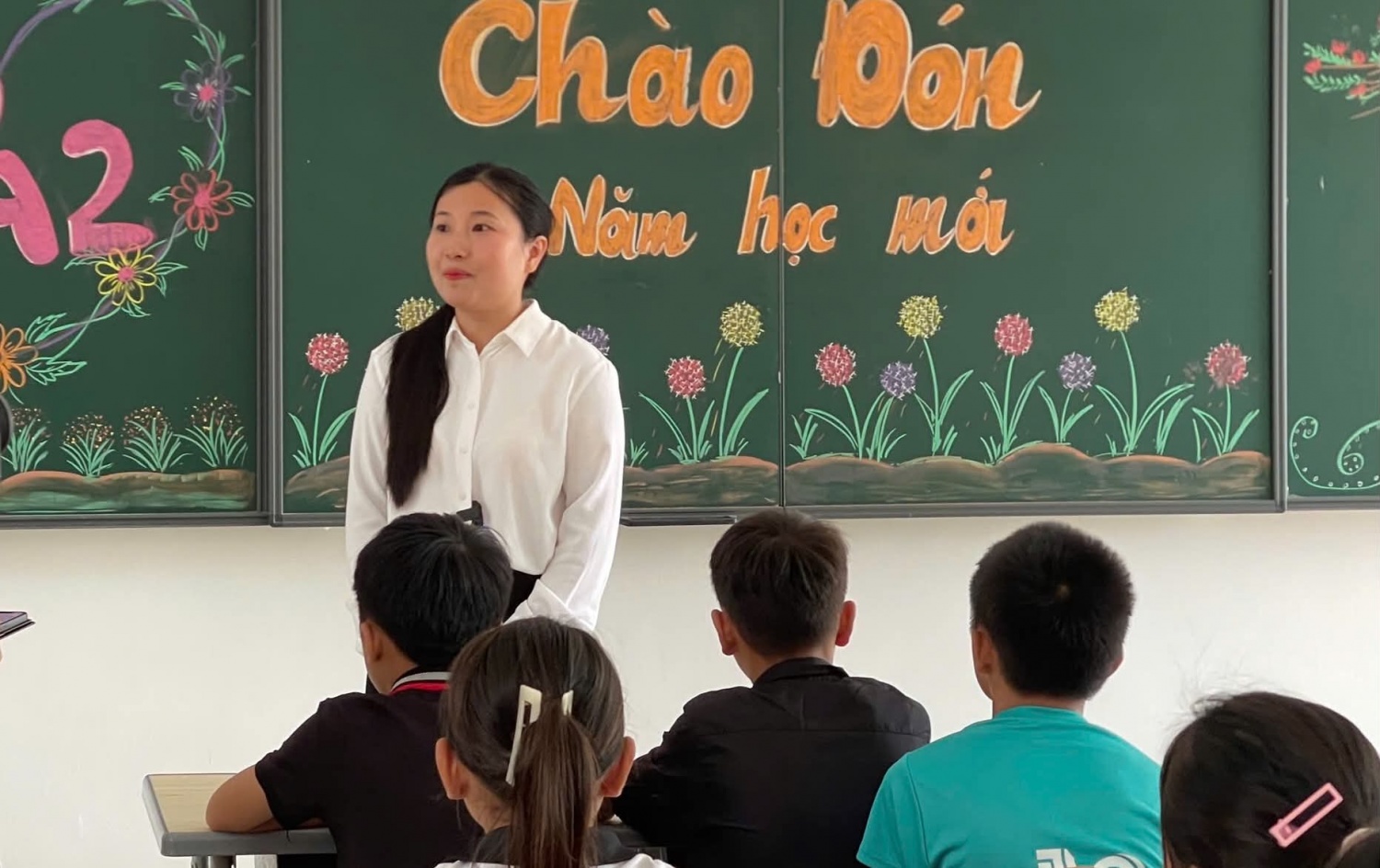 Niềm vui nơi ngôi trường mới giữa núi rừng Phong Thổ Niềm vui nơi ngôi trường mới giữa núi rừng Phong Thổ