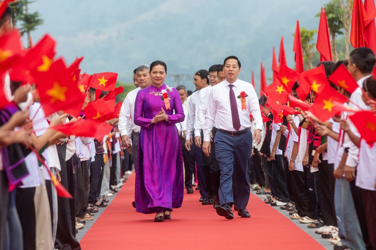 Khai giảng và khánh thành Trường PETROVIETNAM - Phong Thổ (Lai Châu): Điểm tựa cho ước mơ và khát vọng bay xa Khai giảng và khánh thành Trường PETROVIETNAM - Phong Thổ (Lai Châu): Điểm tựa cho ước mơ và khát vọng bay xa