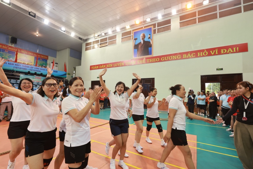 Bùng nổ cảm xúc với môn kéo co tại Hội thao PETROVIETNAM 2026 khu vực phía Nam
