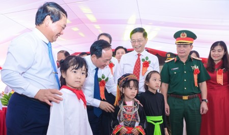 PETROVIETNAM trao tặng phòng STEM cho Trường nội trú Tiểu học và THCS Thanh Thủy (Tuyên Quang)