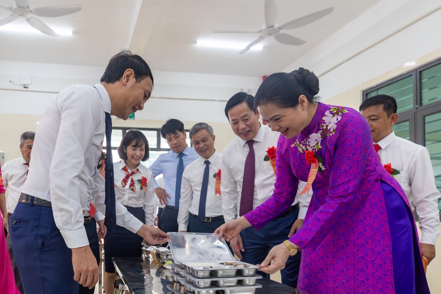 PETROVIETNAM và sứ mệnh thắp sáng tri thức vùng biên cương PETROVIETNAM và sứ mệnh thắp sáng tri thức vùng biên cương
