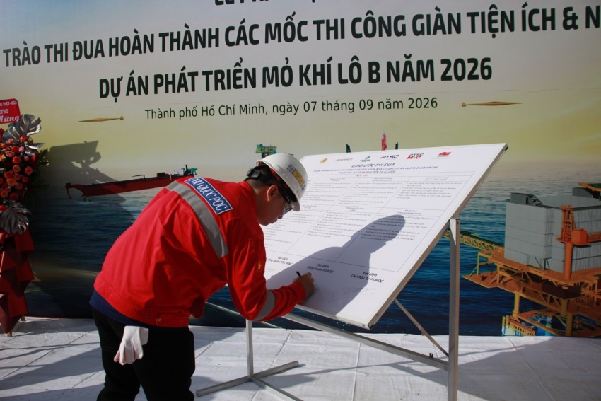 XNXL Vietsovpetro phát động thi đua cao điểm hoàn thành Giàn tiện ích và nhà ở Dự án Lô B