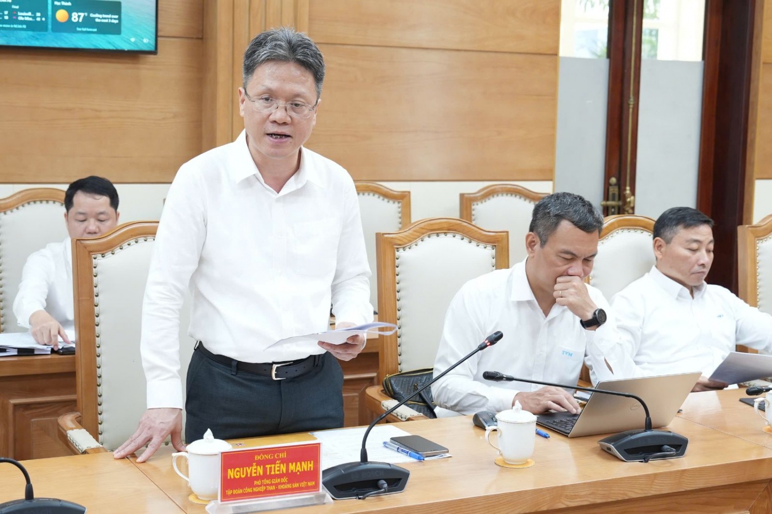 TKV và tỉnh Thanh Hóa trao đổi tháo gỡ khó khăn, thúc đẩy hoạt động sản xuất kinh doanh trên địa bàn Dự án Điều chỉnh khai thác và chế biến quặng Cromit Cổ Định