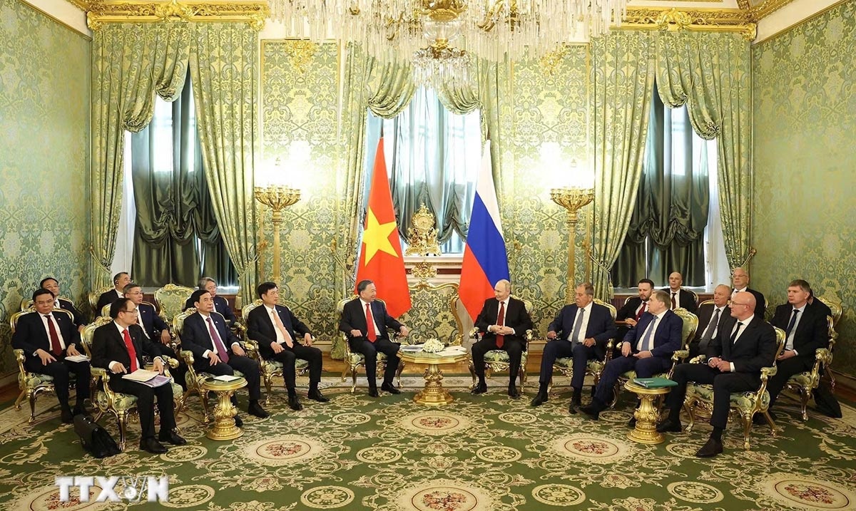 Tuyên bố chung về việc củng cố hơn nữa Quan hệ Đối tác Chiến lược toàn diện Việt Nam-Nga trong giai đoạn mới