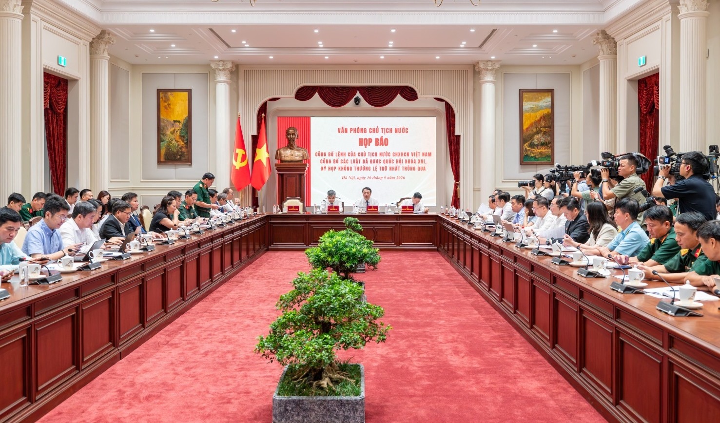 Công bố Lệnh của Chủ tịch nước về Luật Dầu khí năm 2026
