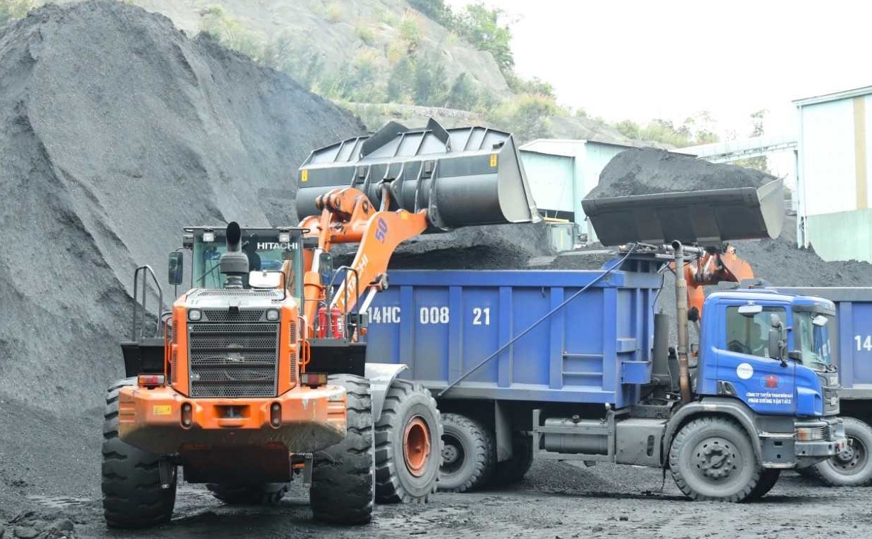 TKV tập trung gia tăng sản xuất than sạch từ sản phẩm ngoài than
