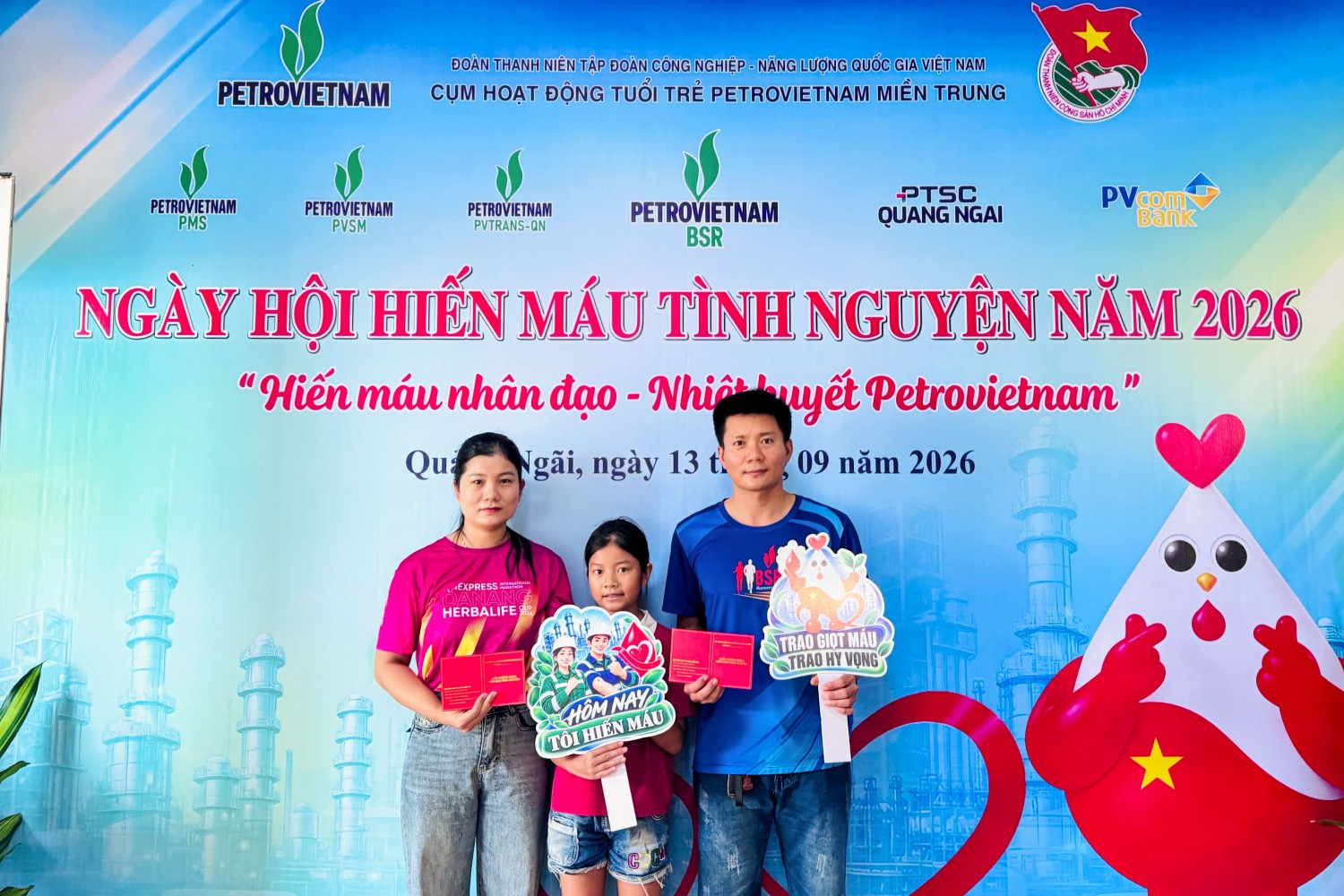 Nhiệt huyết Người PETROVIETNAM trao gửi những giọt máu “Nghĩa tình” tại Quảng Ngãi