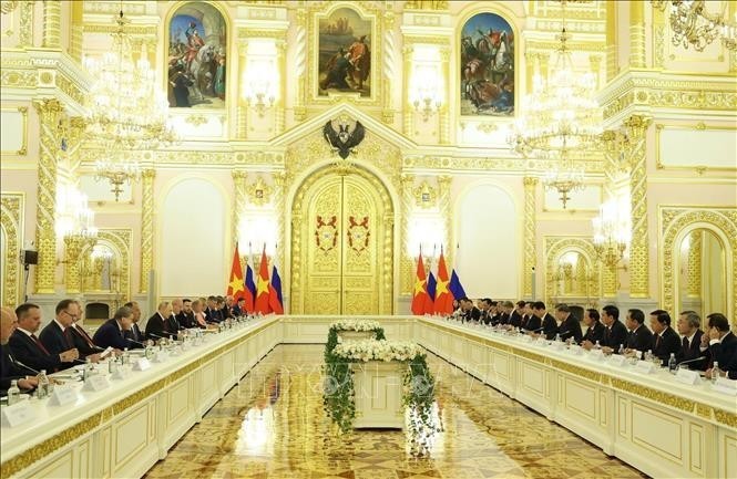 Energy, Oil and Gas Remain Key Pillars of Vietnam – Russia Strategic Relations