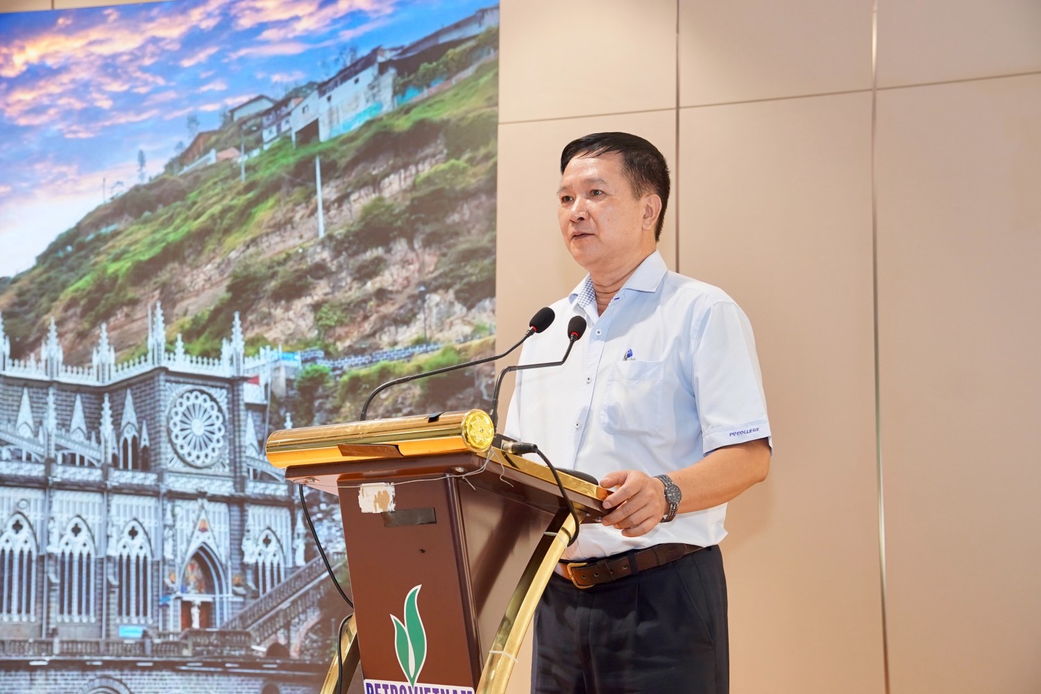 PVCollege định hướng hành trang nghề nghiệp cho tân sinh viên khóa 2026 PVCollege định hướng hành trang nghề nghiệp cho tân sinh viên khóa 2026