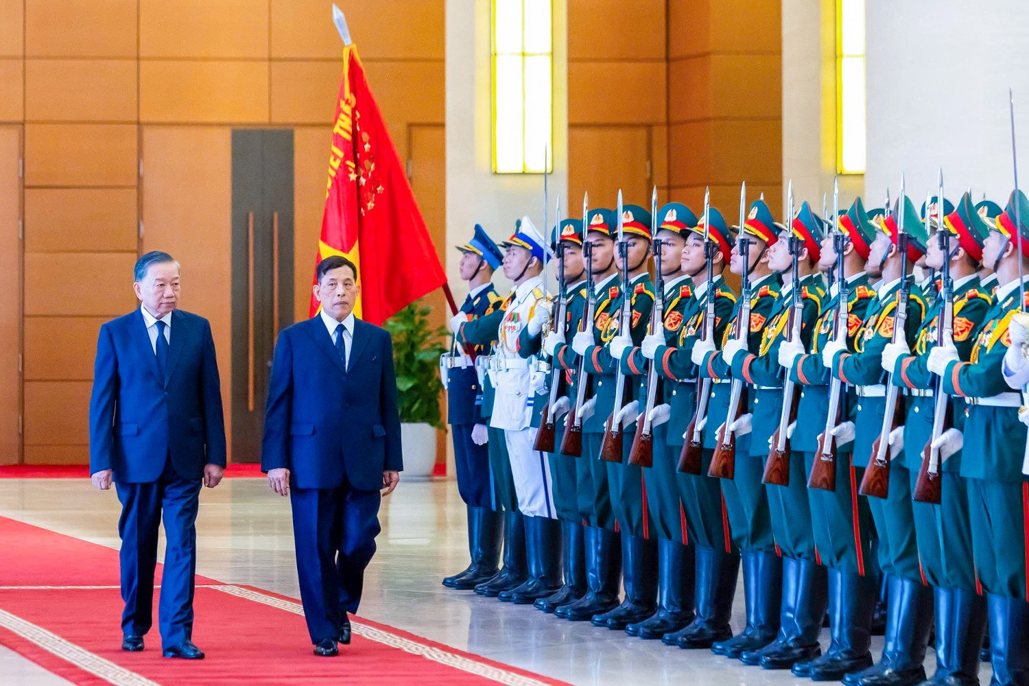 Tổng Bí thư, Chủ tịch nước Tô Lâm chủ trì Lễ đón chính thức Nhà vua Vương quốc Thái Lan và Hoàng hậu