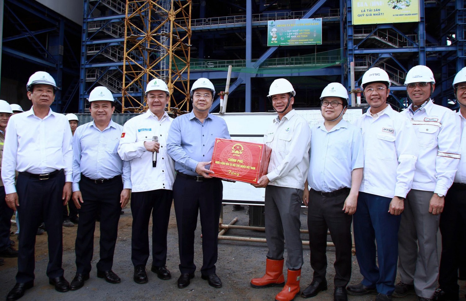 PETROVIETNAM đề xuất giải pháp thúc đẩy các dự án năng lượng trọng điểm tại Cần Thơ
