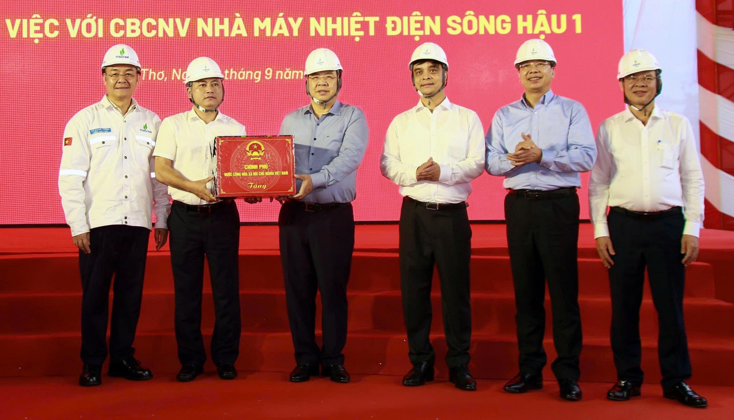 PETROVIETNAM đề xuất giải pháp thúc đẩy các dự án năng lượng trọng điểm tại Cần Thơ