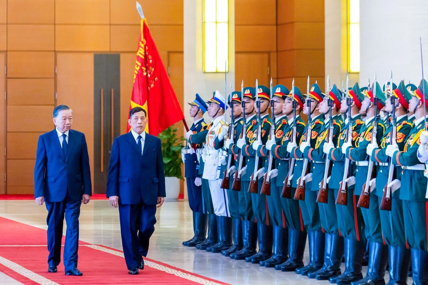Tổng Bí thư, Chủ tịch nước Tô Lâm chủ trì Lễ đón chính thức Nhà vua Vương quốc Thái Lan và Hoàng hậu