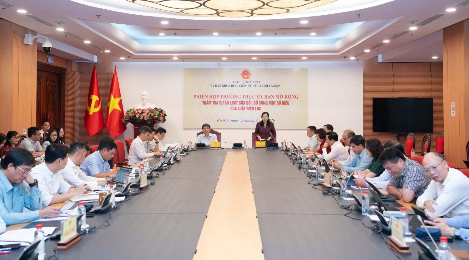 Cần khuôn khổ pháp lý rõ ràng, đồng bộ cho điện gió ngoài khơi