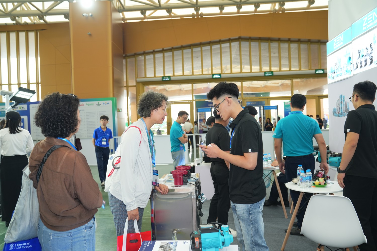 Kết nối cung - cầu, quy tụ chuỗi giải pháp cho nhà máy và công trình công nghệ cao