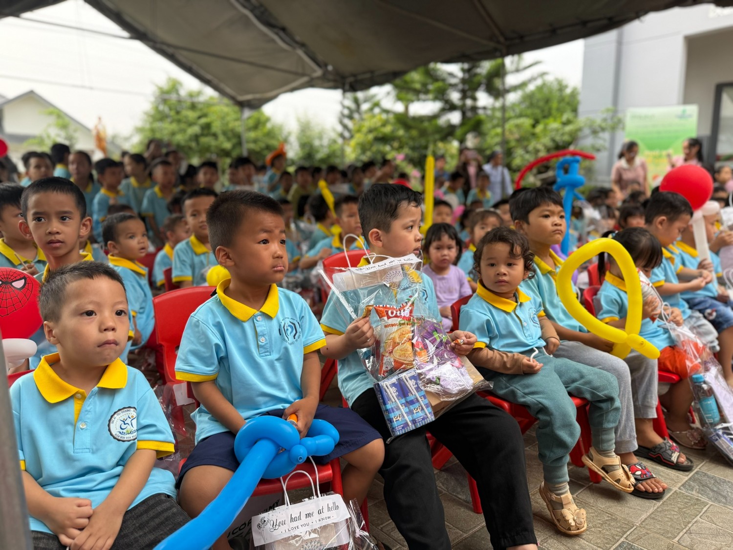 Phú Mỹ mang Tết Trung thu yêu thương đến con em nhà nông PVFCCo - Phú Mỹ mang Tết Trung thu yêu thương đến con em nhà nông