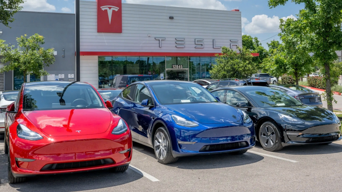Nghĩ gì khi Tesla vào Việt Nam? Nghĩ gì khi Tesla vào Việt Nam?