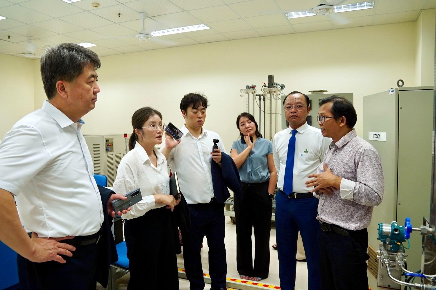 PVCollege và đối tác Hàn Quốc trao đổi hợp tác đào tạo nhân lực điện hạt nhân PV College và đối tác Hàn Quốc trao đổi hợp tác đào tạo nhân lực điện hạt nhân