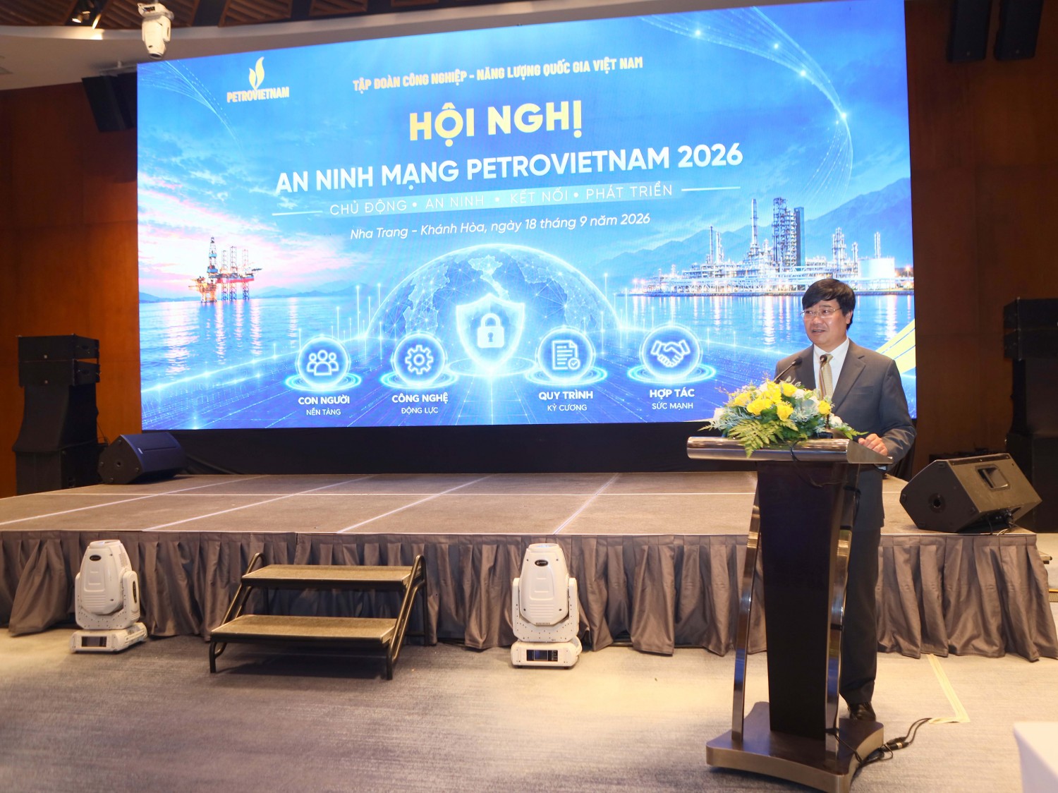 PETROVIETNAM tập trung phát triển nguồn nhân lực và văn hóa an ninh mạng PETROVIETNAM tập trung phát triển nguồn nhân lực và văn hóa an ninh mạng