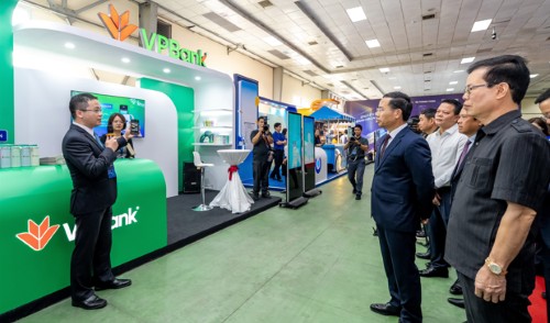 VPBank mang hệ sinh thái tài chính số đến sự kiện Chuyển đổi số ngành Ngân hàng