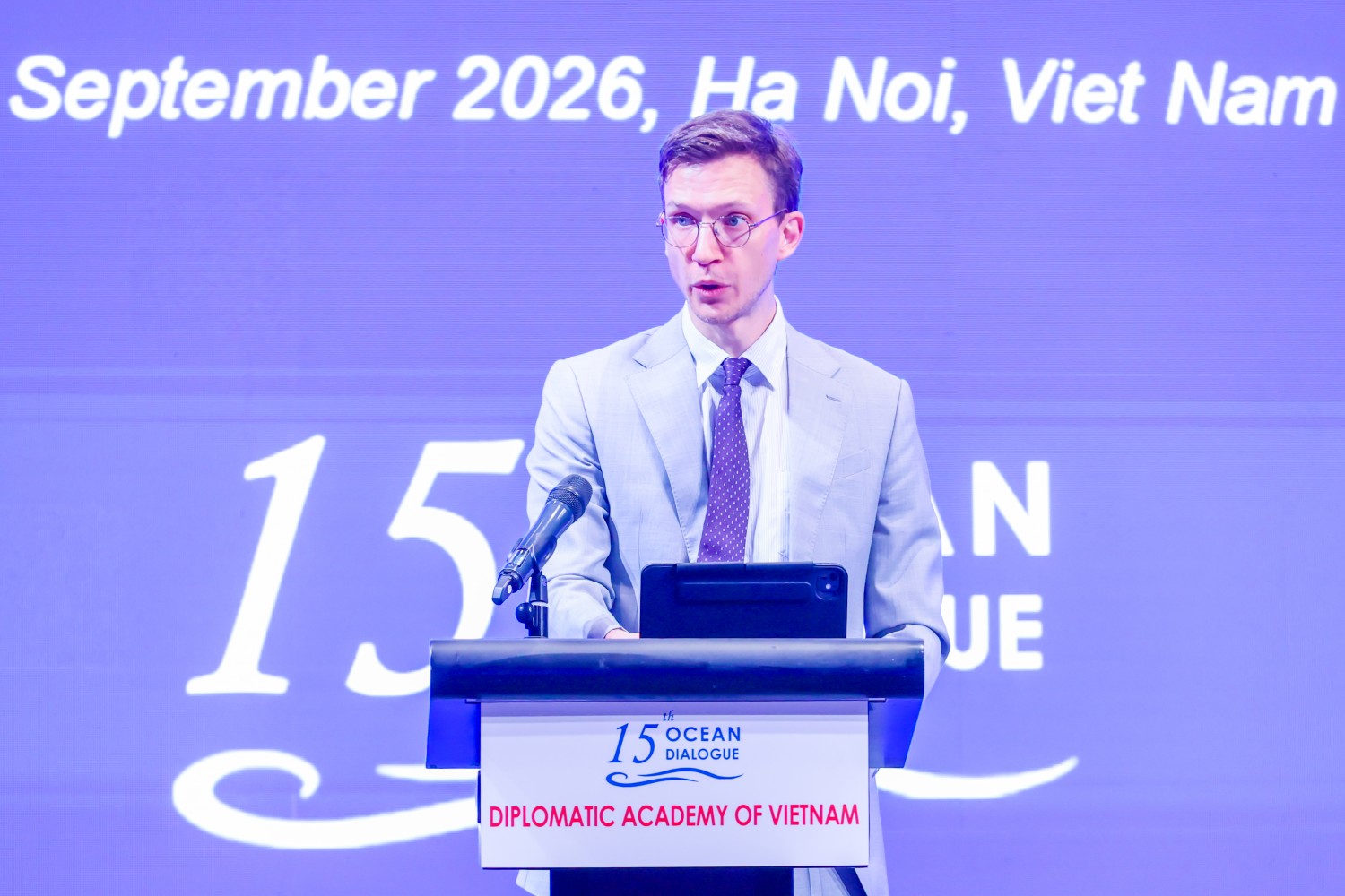 Từ thỏa thuận đến hành động: Triển khai Hiệp định BBNJ vì quản trị biển công bằng, hiệu quả Từ thỏa thuận đến hành động: Triển khai Hiệp định BBNJ vì quản trị biển công bằng, hiệu quả