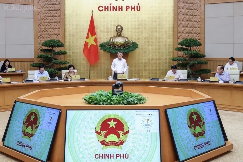 Chính phủ yêu cầu hoàn thiện thể chế, khơi thông nguồn lực cho tăng trưởng