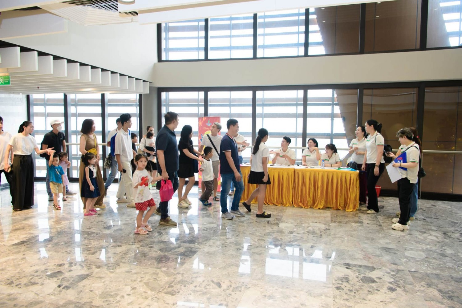 “Giấc mơ tuổi thơ” của các cháu thiếu nhi PVOIL trong mùa Trung thu
