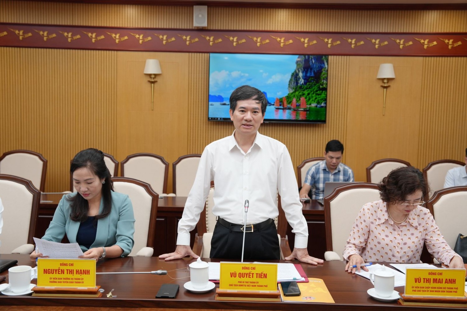 iữ gìn và lan tỏa giá trị truyền thống “Kỷ luật và Đồng tâm” của Vùng mỏ Kỷ niệm 90 năm Ngày Truyền thống Công nhân Vùng mỏ - Truyền thống ngành Than