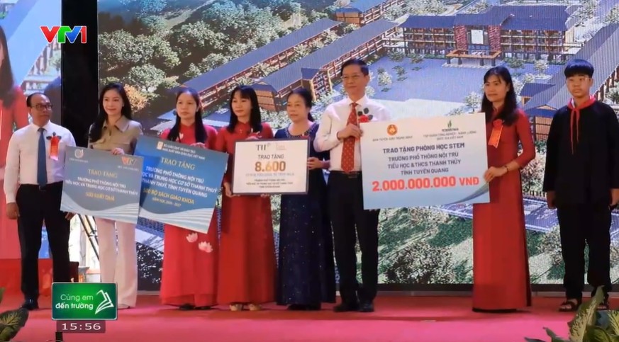 [VIDEO] Cùng em đến trường