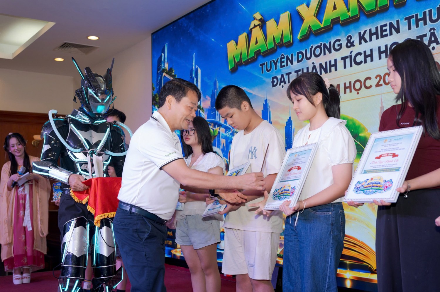 “Thành phố Trăng Xanh 2026”: Gieo mầm hôm nay, vươn tầm mai sau “Thành phố Trăng Xanh 2026”: Gieo mầm hôm nay, vươn tầm mai sau