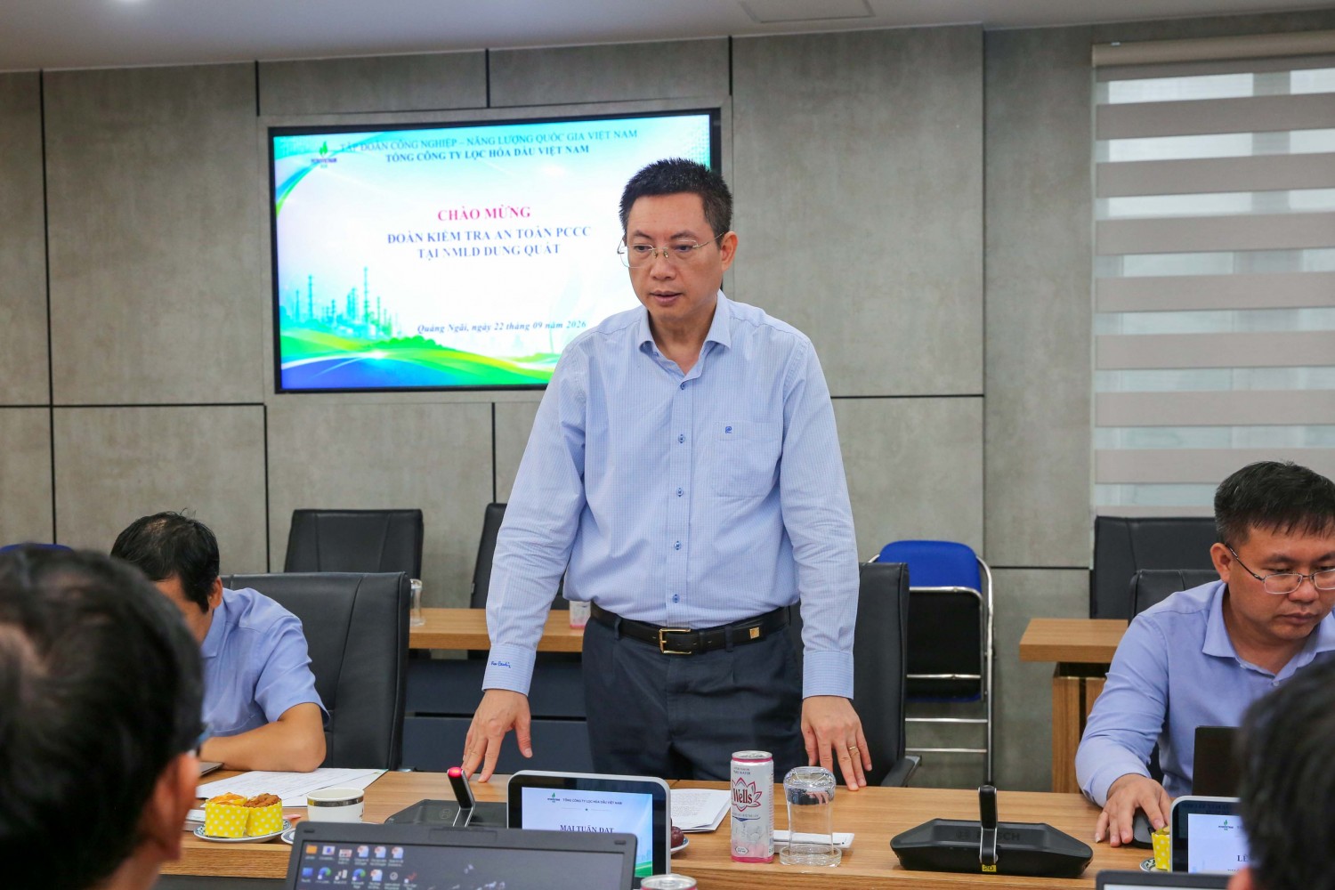 Buổi làm việc do ông Mai Tuấn Đạt – Phó Tổng Giám đốc BSR chủ trì, tập trung đánh giá toàn diện công tác PCCC&CNCH, khả năng sẵn sàng ứng phó và các điều kiện bảo đảm an toàn tại Nhà máy. Buổi làm việc do ông Mai Tuấn Đạt – Phó Tổng Giám đốc BSR chủ trì, tập trung đánh giá toàn diện công tác PCCC&CNCH, khả năng sẵn sàng ứng phó và các điều kiện bảo đảm an toàn tại Nhà máy.