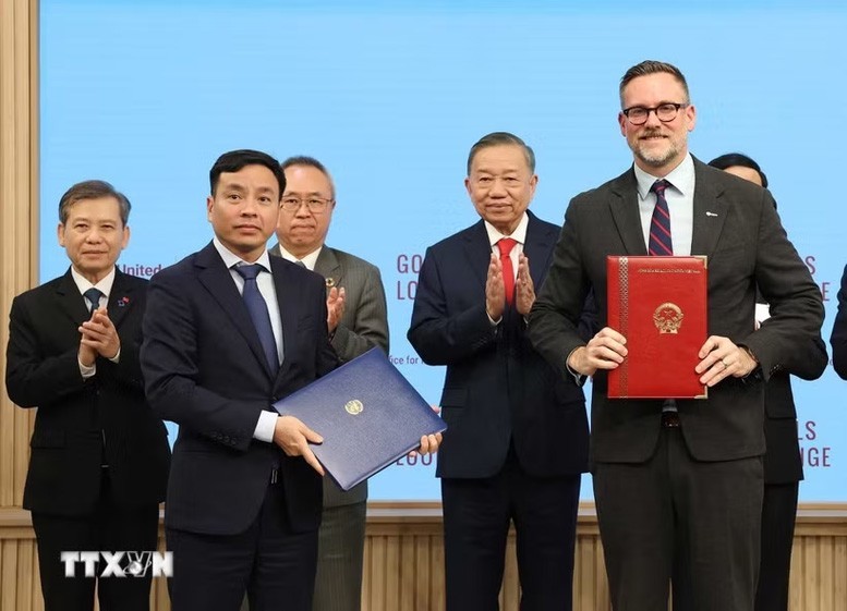 Tổng Bí thư, Chủ tịch nước Tô Lâm chứng kiến Lễ trao các văn kiện, thỏa thuận hợp tác với Liên Hợp Quốc Tổng Bí thư, Chủ tịch nước Tô Lâm chứng kiến Lễ trao các văn kiện, thỏa thuận hợp tác với Liên Hợp Quốc