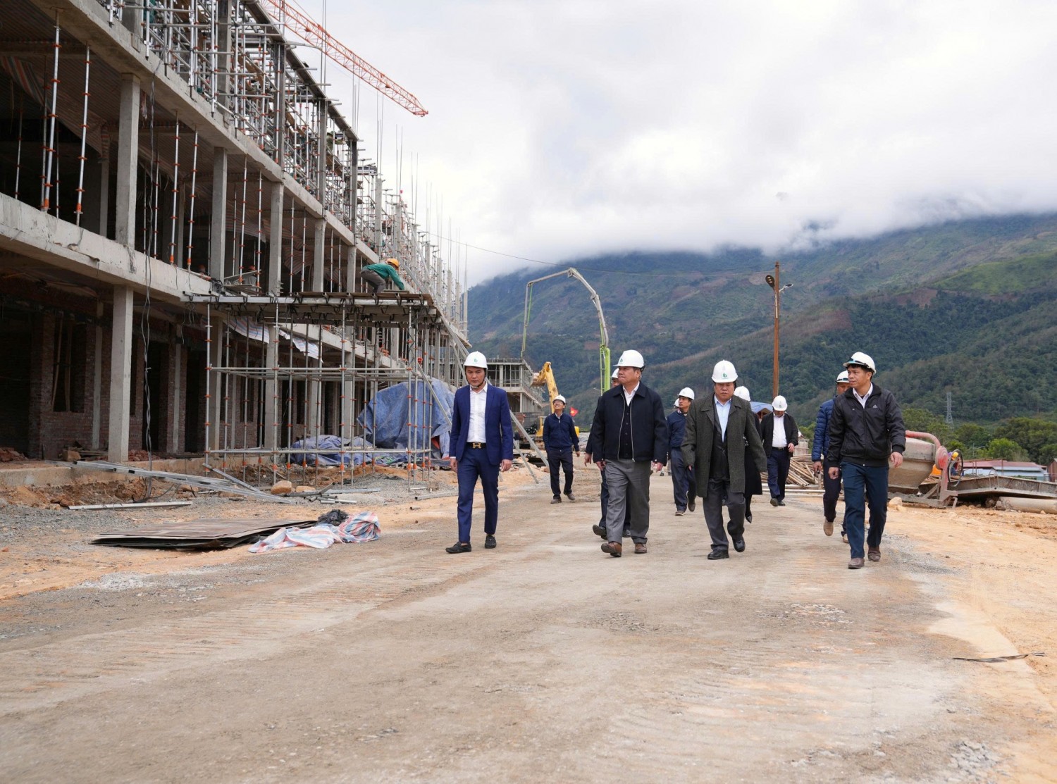 Ngôi trường hiện đại và “giấc mơ có thật” nơi biên cương
