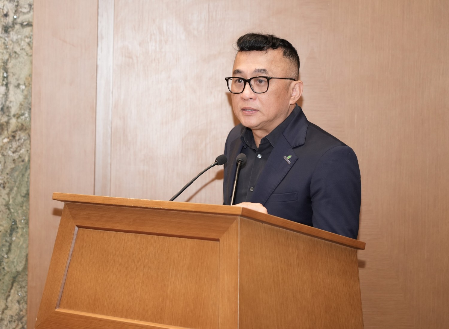 Phó Tổng Giám đốc PETROVIETNAM Phan Tử Giang phát biểu tại buổi lễ. Phó Tổng Giám đốc PETROVIETNAM Phan Tử Giang phát biểu tại buổi lễ.