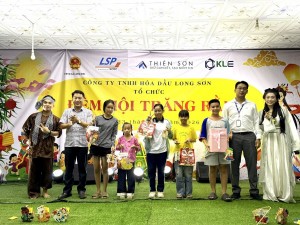 Rộn ràng "Đêm hội trăng rằm" ở xã đảo Long Sơn