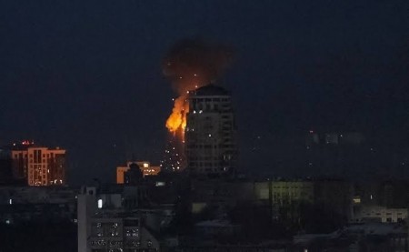 Kiev hứng "mưa" tên lửa từ Nga, ông Zelensky kêu gọi Mỹ gia tăng sức ép