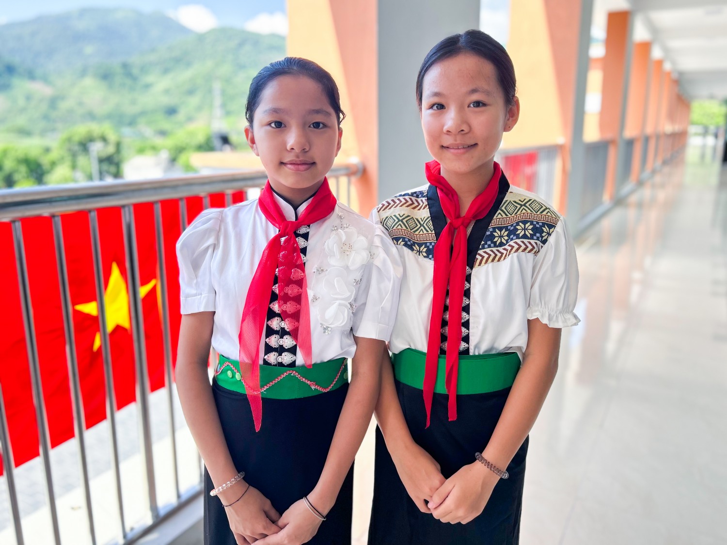 Những ước mơ được thắp sáng dưới mái trường PETROVIETNAM - Phong Thổ Những ước mơ được thắp sáng dưới mái trường PETROVIETNAM - Phong Thổ