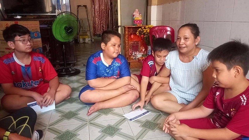 5 năm “Cùng con đi tiếp cuộc đời”: Kiên trì đồng hành để trẻ mồ côi vững bước tương lai 5 năm “Cùng con đi tiếp cuộc đời”: Kiên trì đồng hành để trẻ mồ côi vững bước tương lai