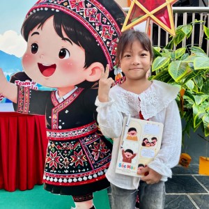 Nụ cười em thơ và hơi ấm nghĩa tình PETROVIETNAM mùa Trung thu biên cương