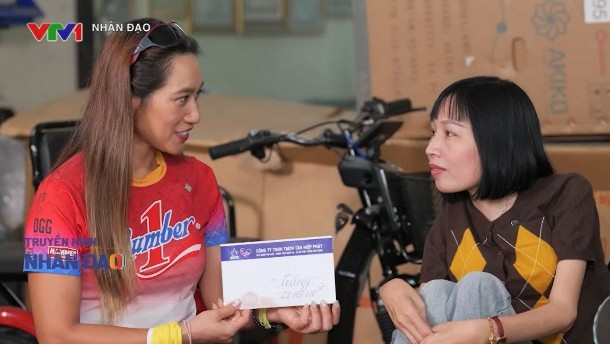 Nữ giám đốc ngồi xe lăn khởi nghiệp từ khát vọng giúp người khuyết tật tự lập